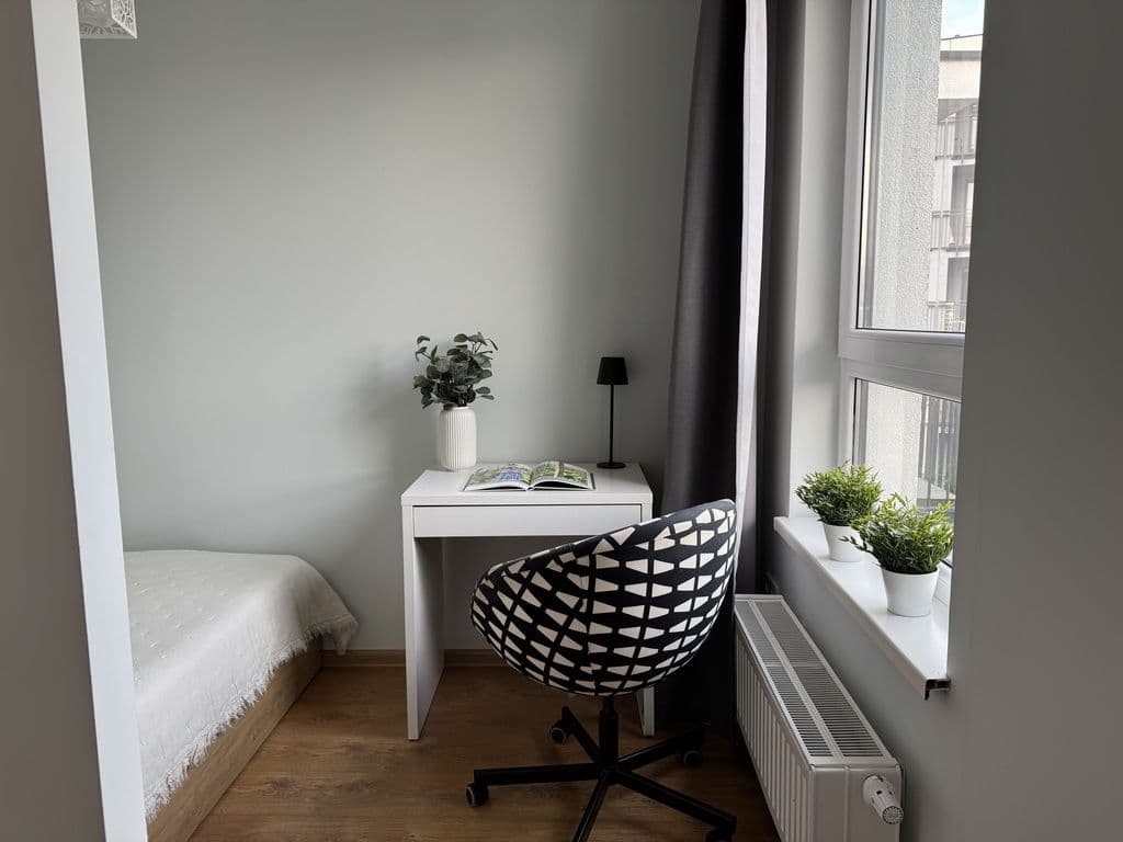 Bright studio with balcony in Żoliborz Artystyczny – 4