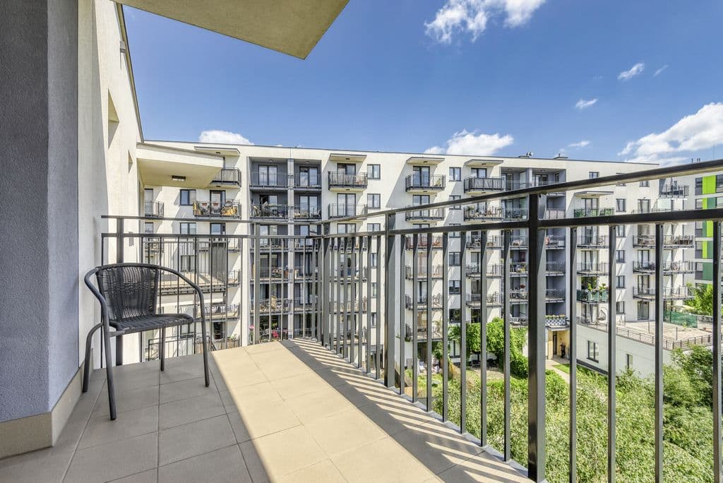 Bright studio with balcony in Żoliborz Artystyczny – 9