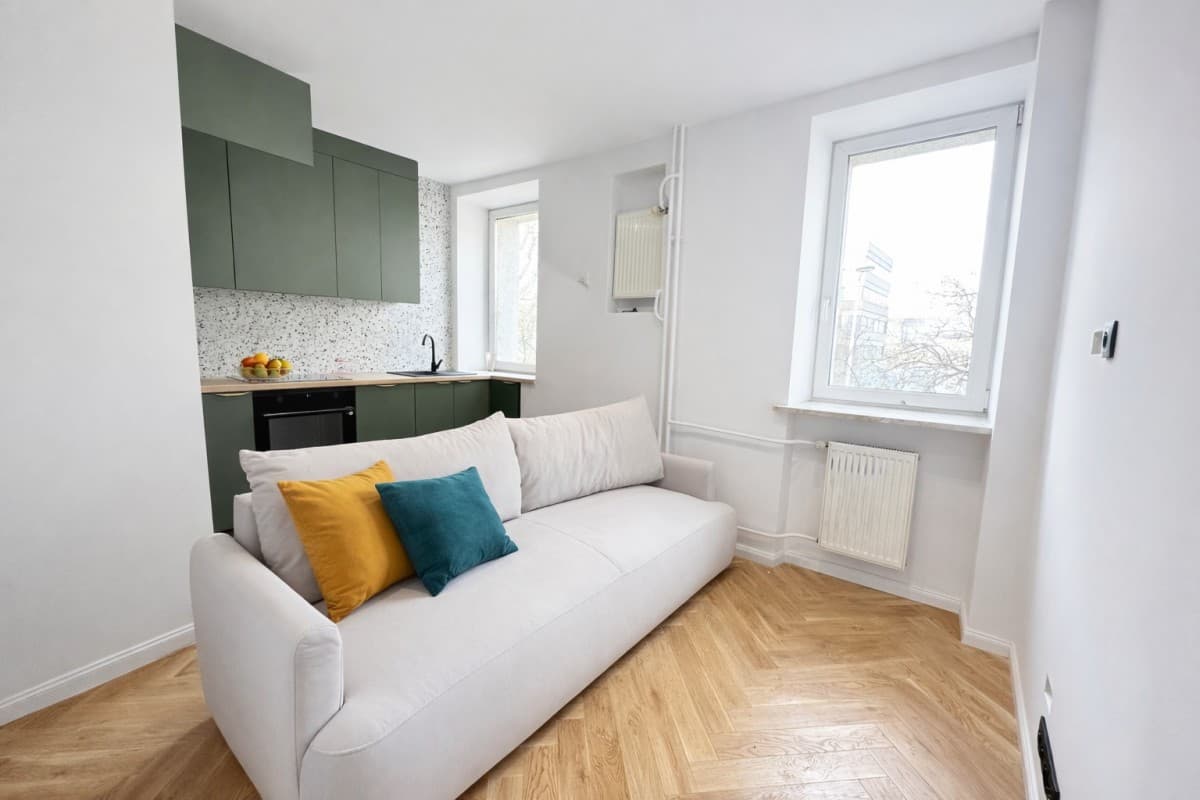 Renovated 34 m² with separate bedroom and parking – 15