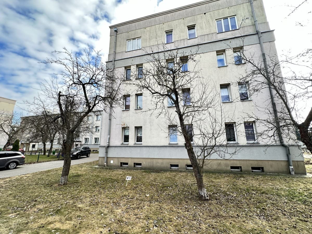 Renovated 34 m² with separate bedroom and parking – 19