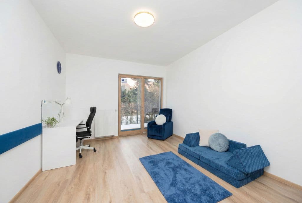 Spacious 3-room apartment with two gardens – 5