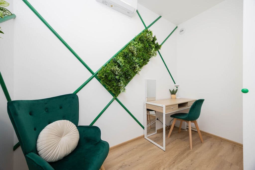 Spacious 3-room apartment with two gardens – 7