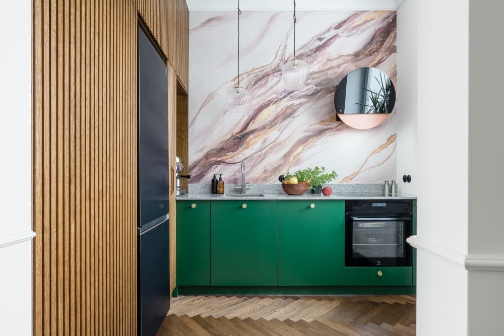 Renovated apartment in a historic tenement with elevator – 10