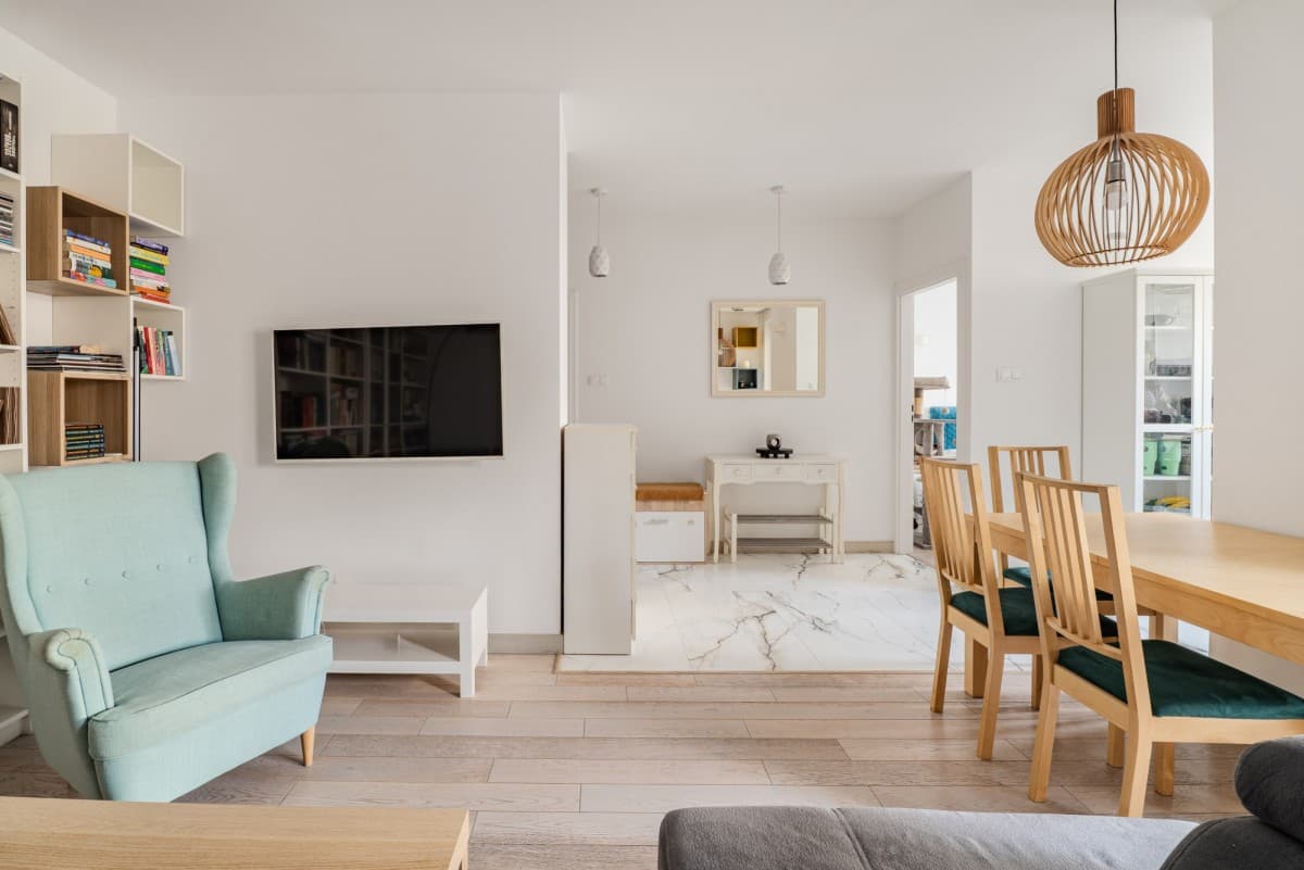 Comfortable 2-room apartment in secure Bielany – 4