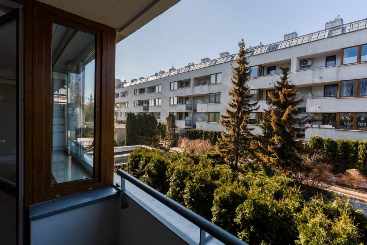 Spacious apartment 10 minutes from Bemowo Metro – 1