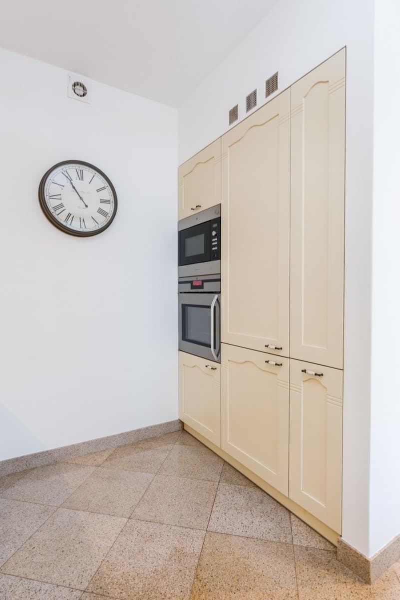 Spacious apartment 10 minutes from Bemowo Metro – 9