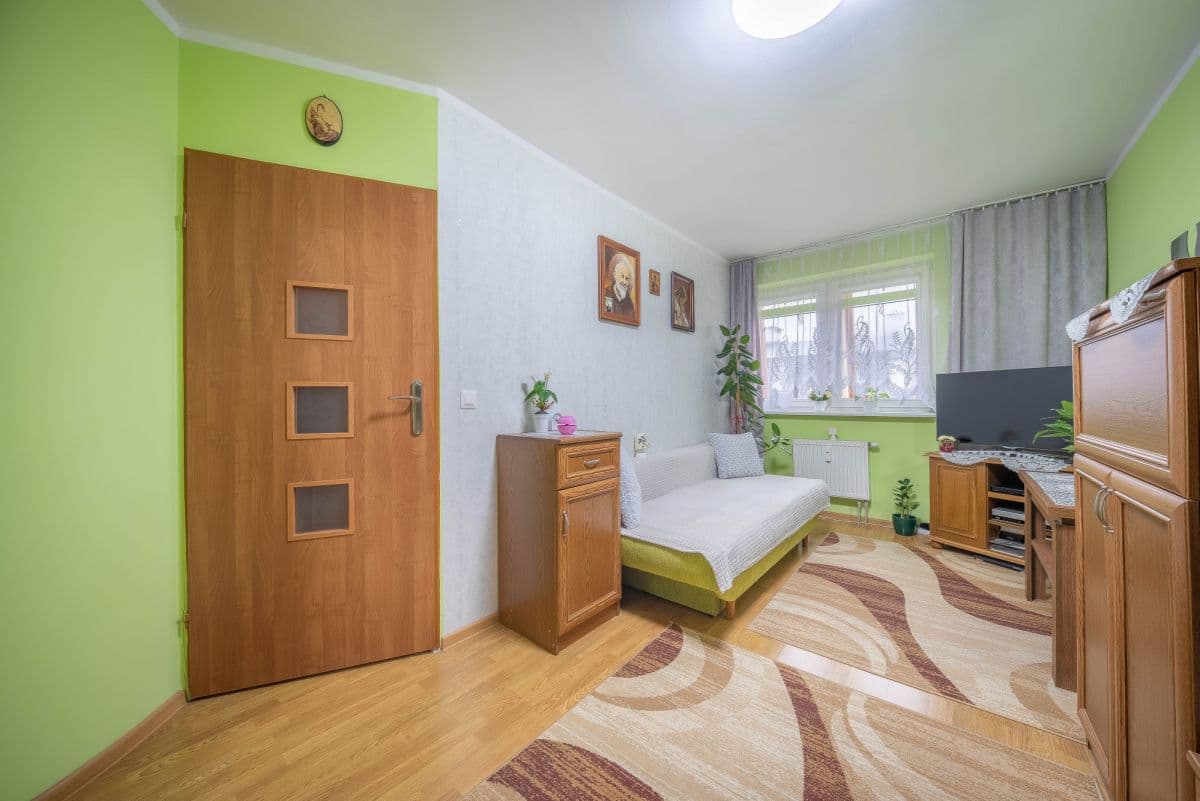 Spacious 2-level apartment with balcony in Piaseczno – 11