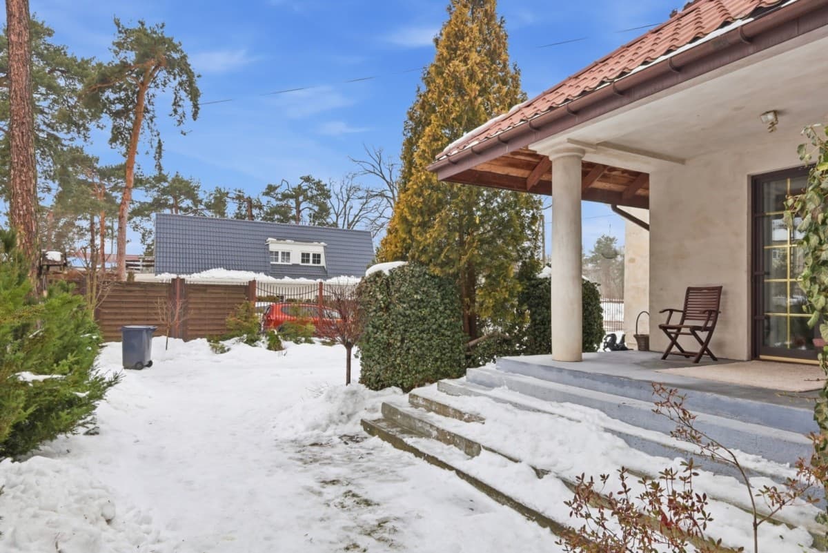 Spacious half of a duplex in quiet Wesoła – 25