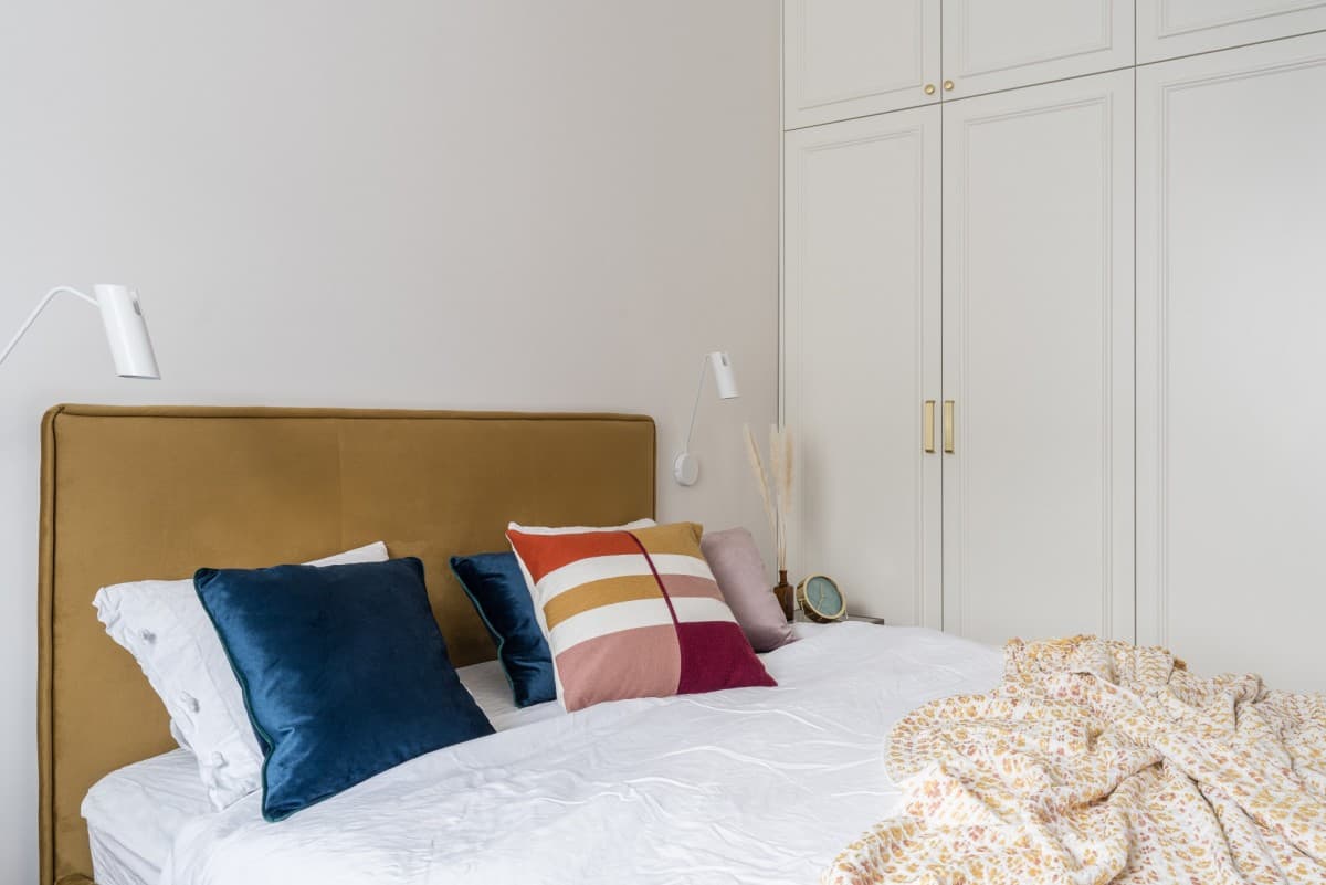 Renovated apartment in a historic tenement with elevator – 19