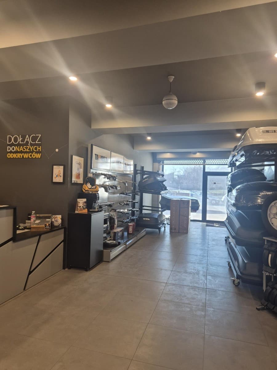 Spacious 226 m2 retail space in Wola, Warsaw – 4