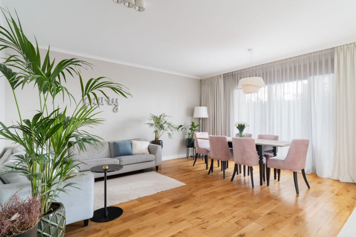 Spacious 4-room apartment with garden in Wilanów – 2