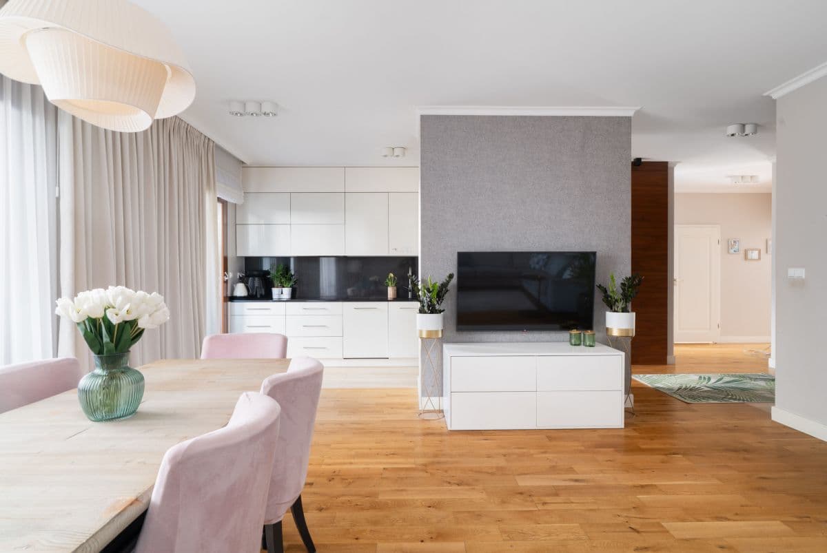 Spacious 4-room apartment with garden in Wilanów – 5