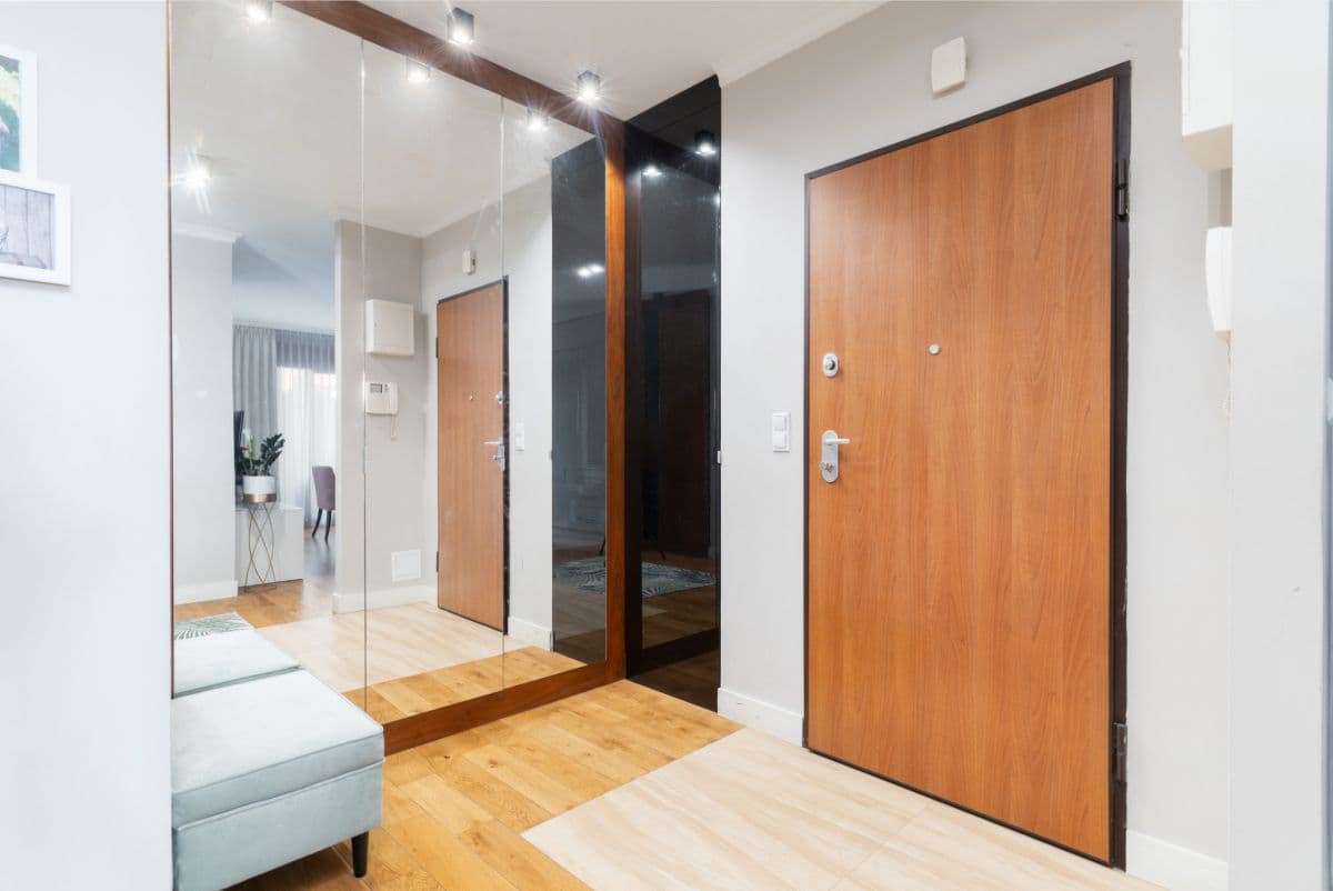 Spacious 4-room apartment with garden in Wilanów – 16