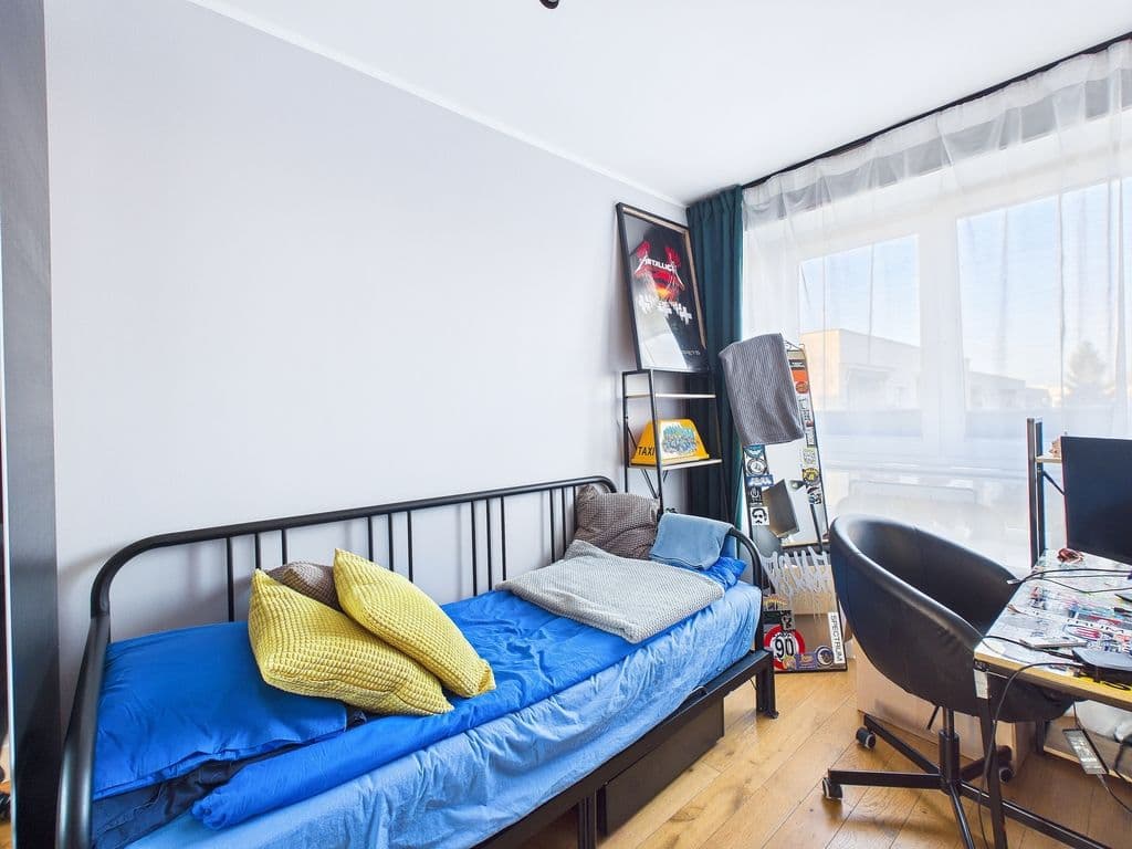 Spacious 100 m² apartment with balcony in Bemowo – 18