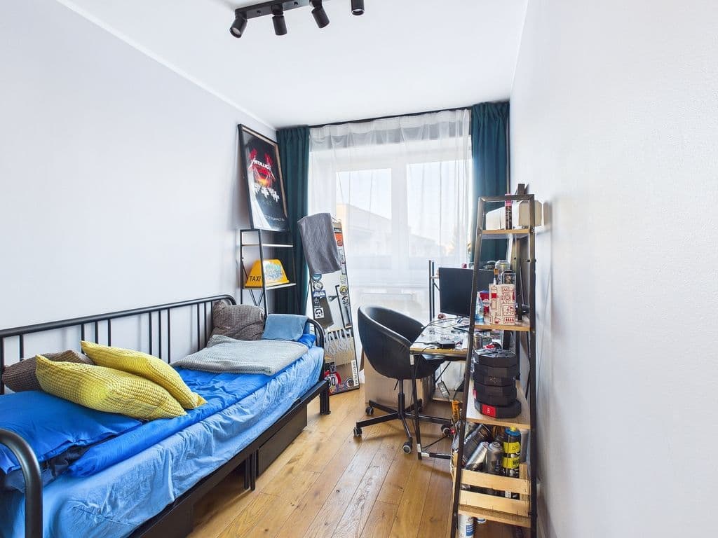 Spacious 100 m² apartment with balcony in Bemowo – 20