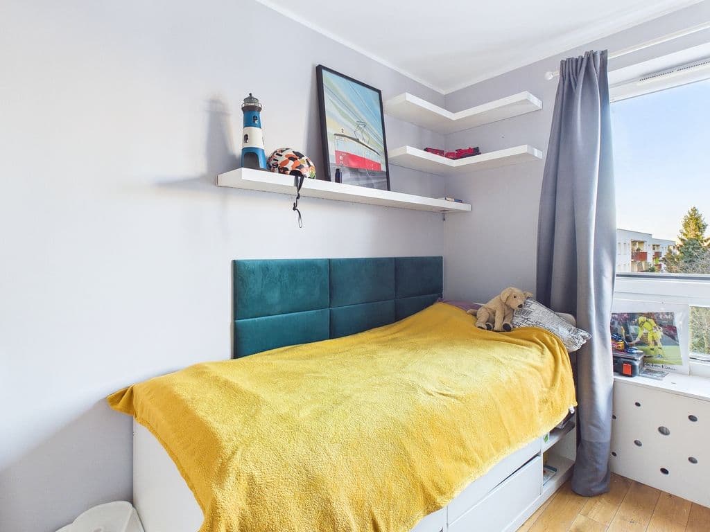 Spacious 100 m² apartment with balcony in Bemowo – 22