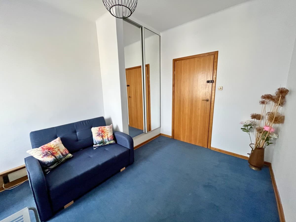 Spacious 60 m² apartment available for rent – 3