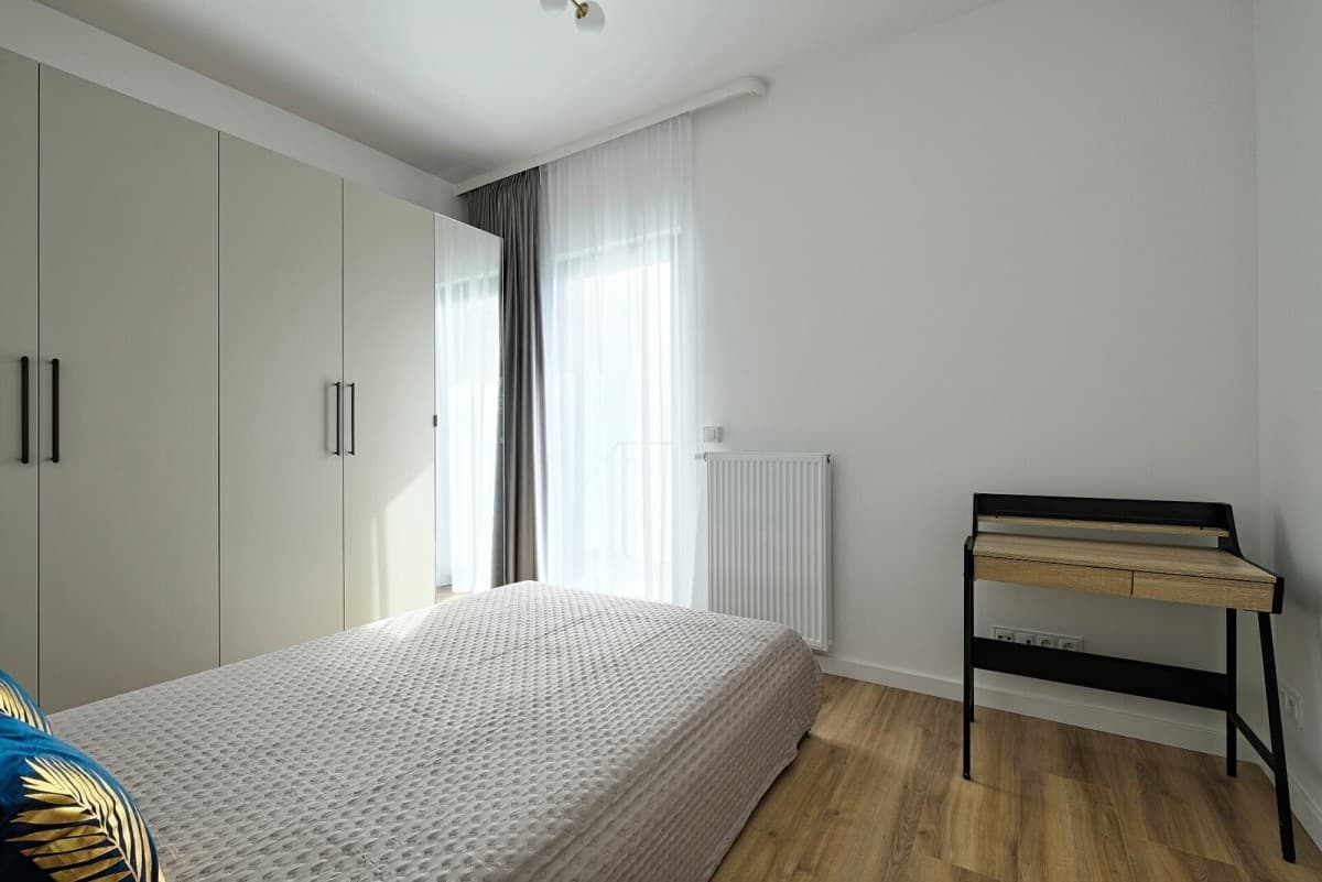 Modern 3-room apartment with two balconies in Włochy – 5