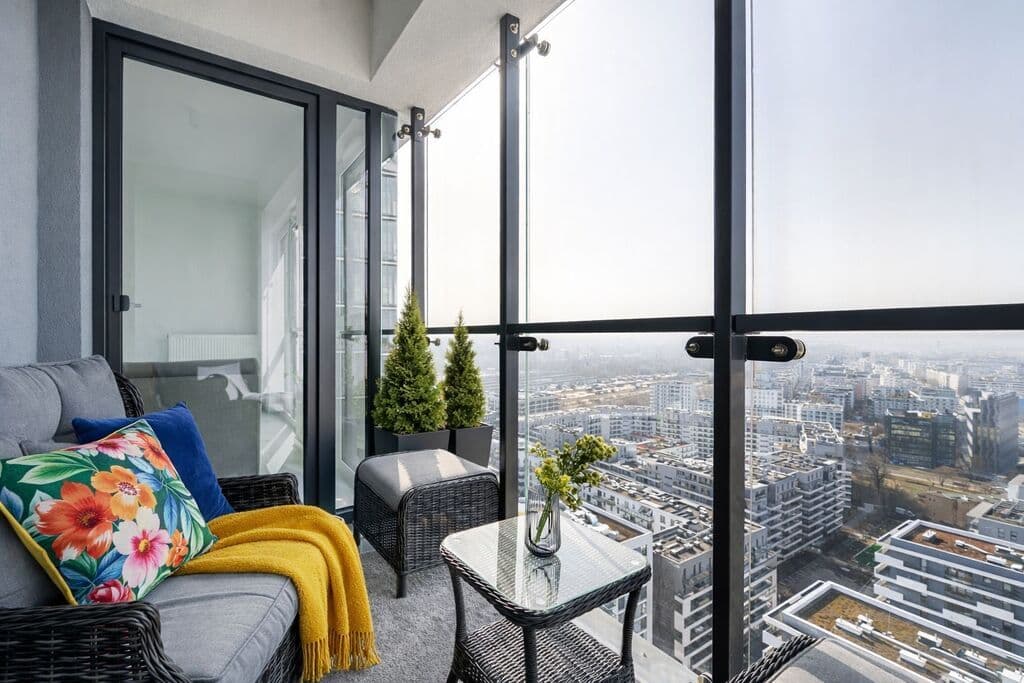 Penthouse with panoramic city views, 2 rooms – 2