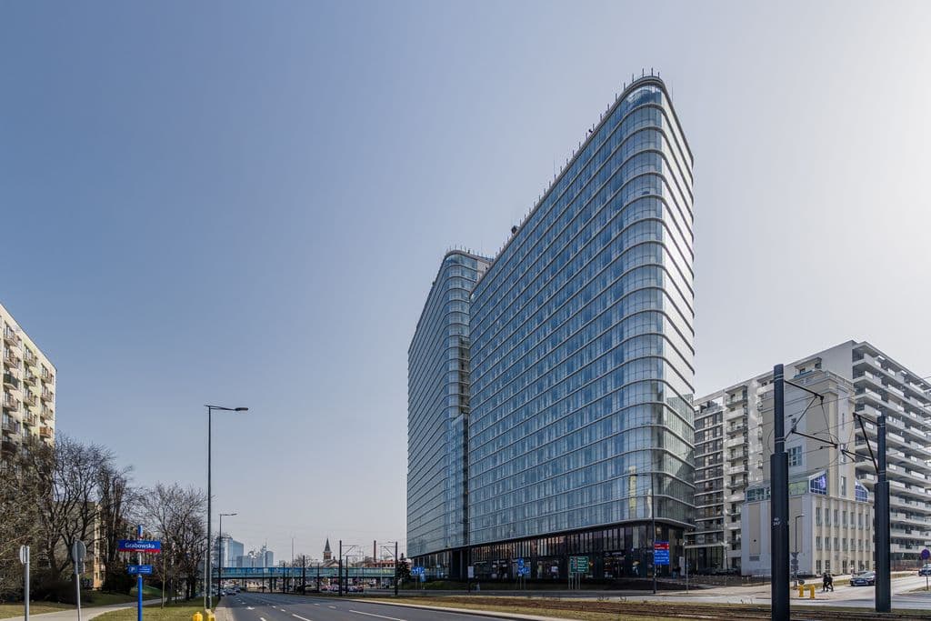 Penthouse with panoramic city views, 2 rooms – 14