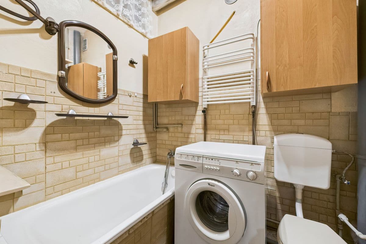 Two-sided apartment in quiet area, near parks – 6