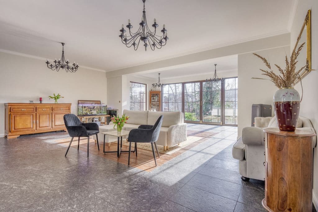 Spacious detached home with large garden in Białołęka – 1