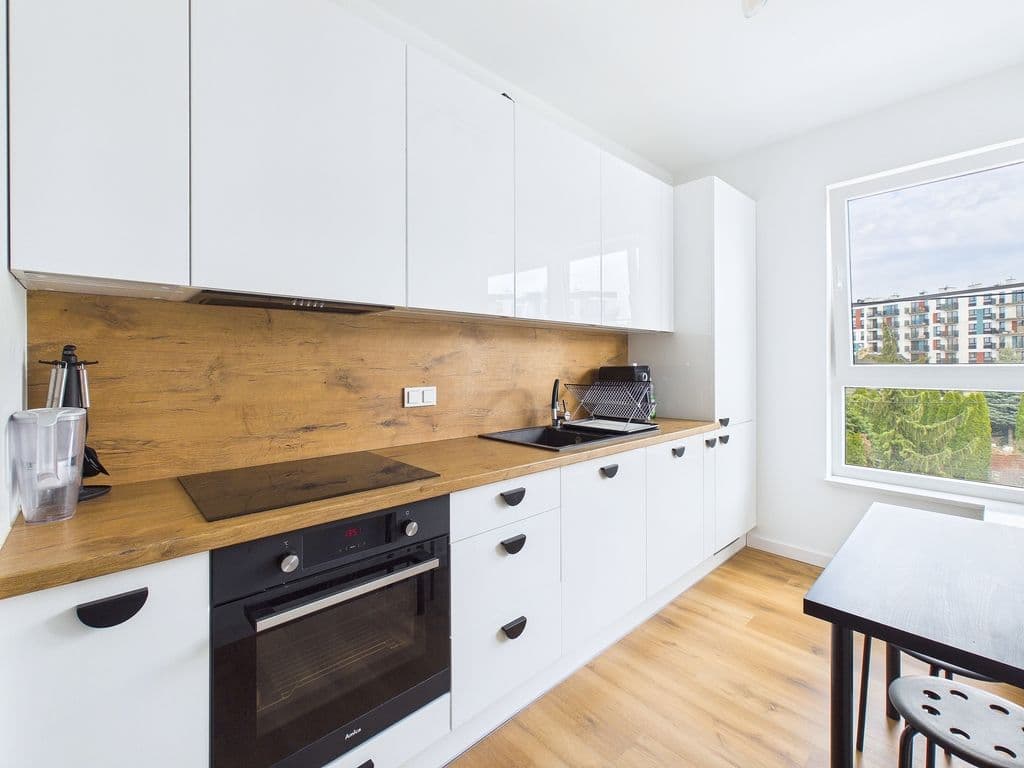 3-room apartment near Chrzanów Metro, available April – 1