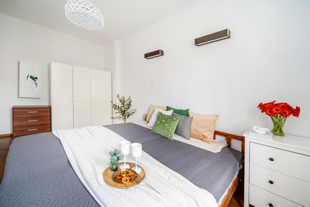 Cozy 2-room apartment 15 min from the center – 5