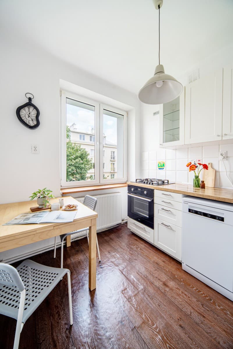 Cozy 2-room apartment 15 min from the center – 1