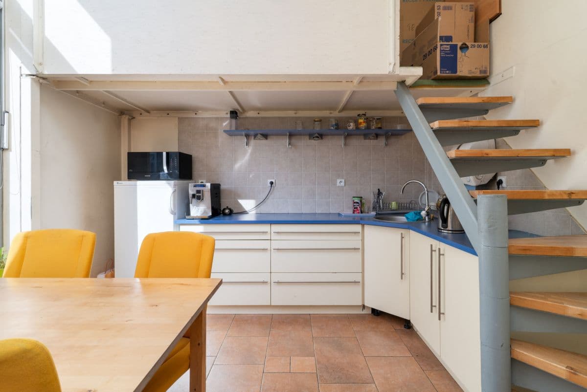 Two commercial spaces with high rental income potential – 7