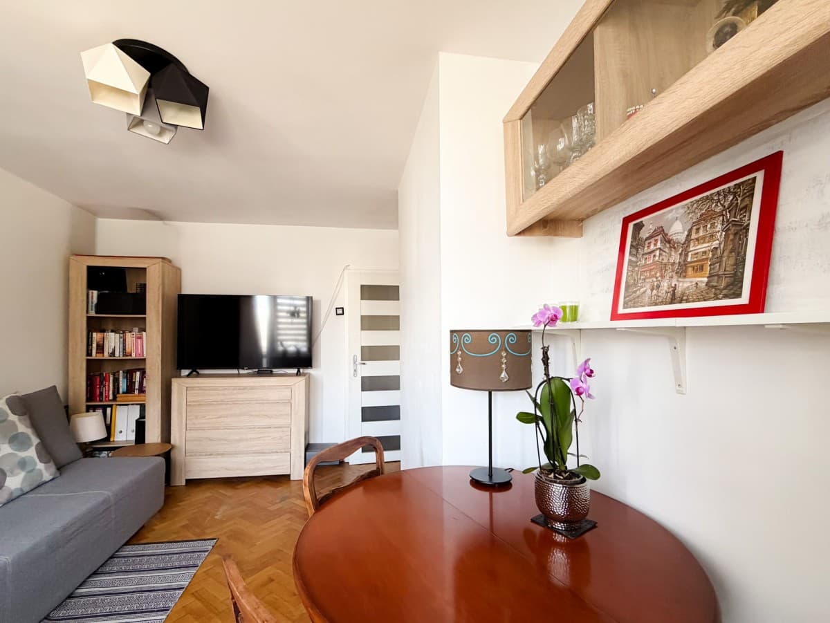 Sunny 2-room apartment with balcony in Mokotów – 1