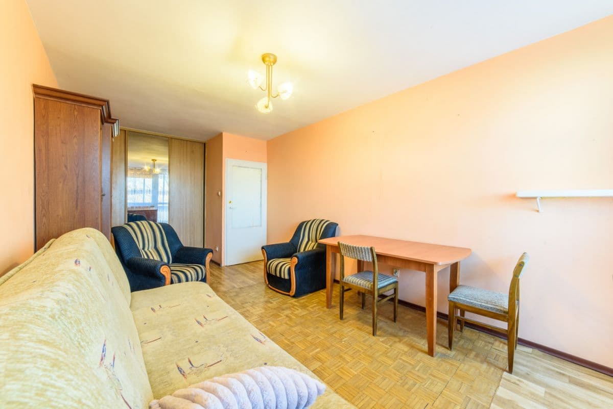 Three-room apartment with loggia in Targówek – 2