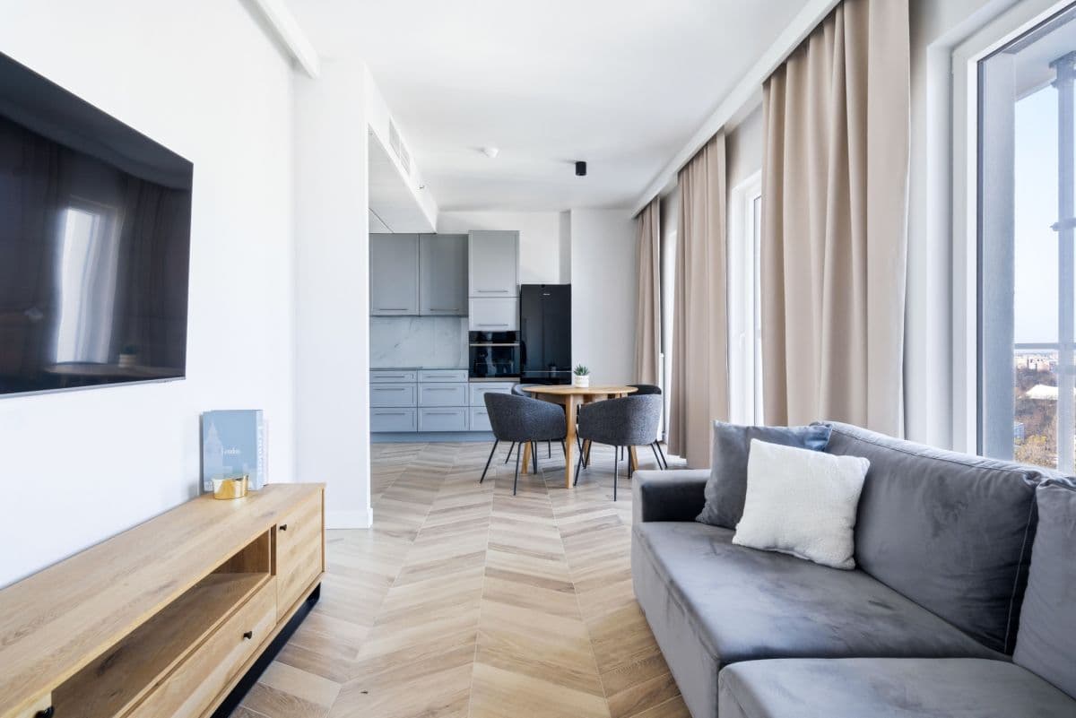 Luxury apartment with sunset views in Bliska Wola – 5