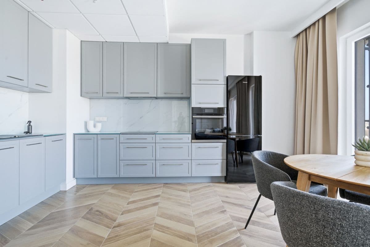 Luxury apartment with sunset views in Bliska Wola – 6