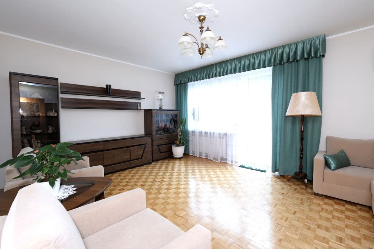 Spacious detached house with garden near Rozwadowska – 1