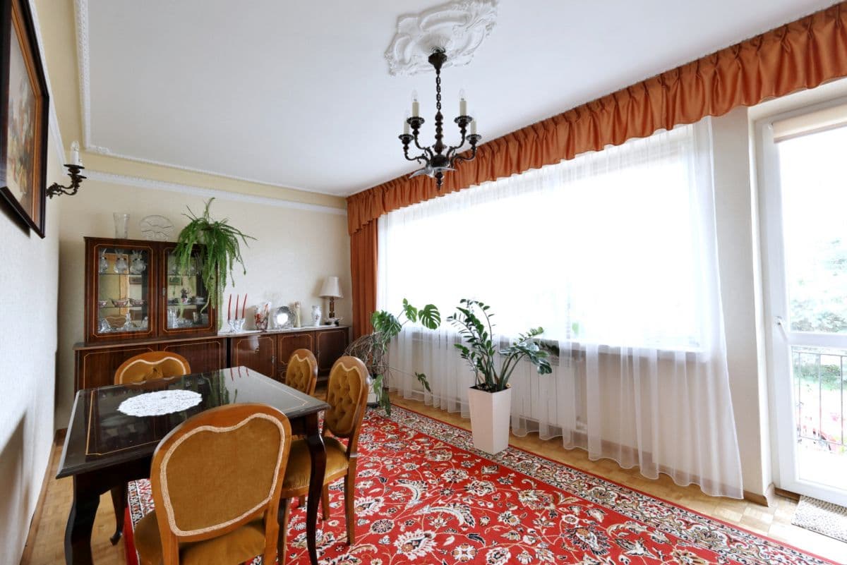 Spacious detached house with garden near Rozwadowska – 4