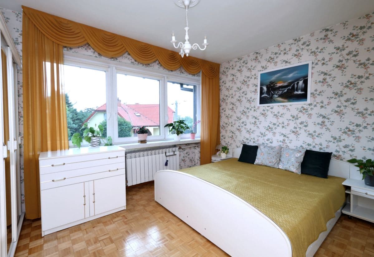 Spacious detached house with garden near Rozwadowska – 7