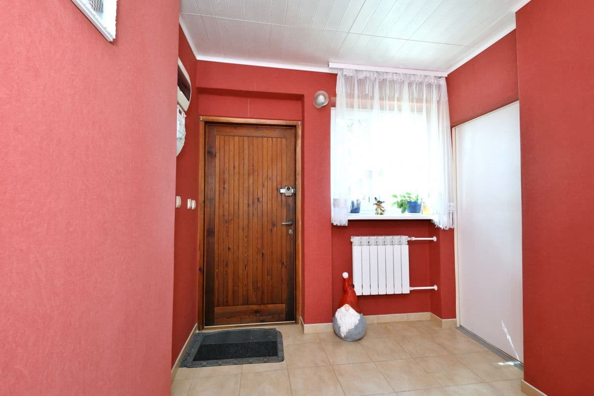 Spacious detached house with garden near Rozwadowska – 15