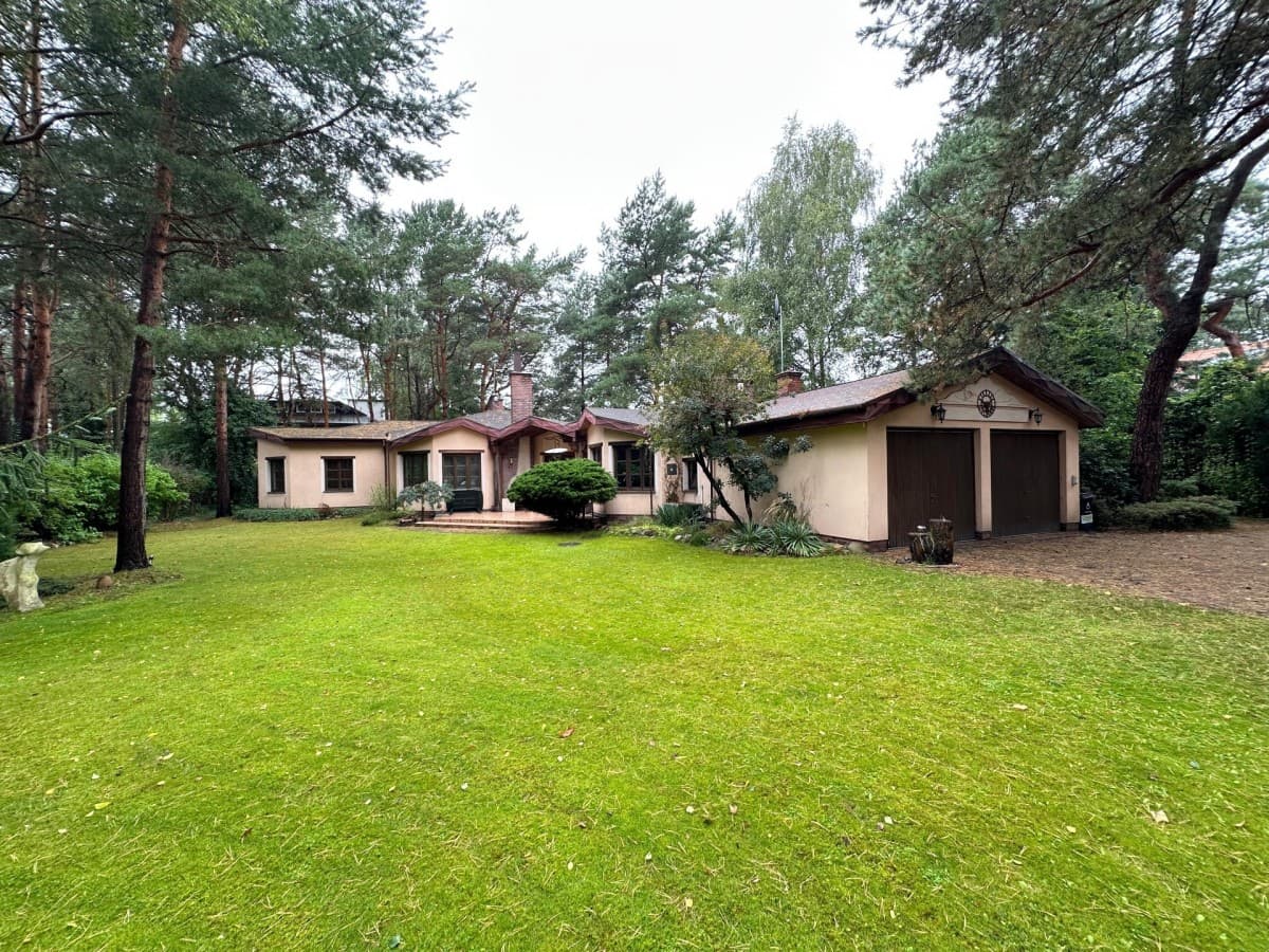 Unique Santa Fe style home in Falenica, Warsaw – 1