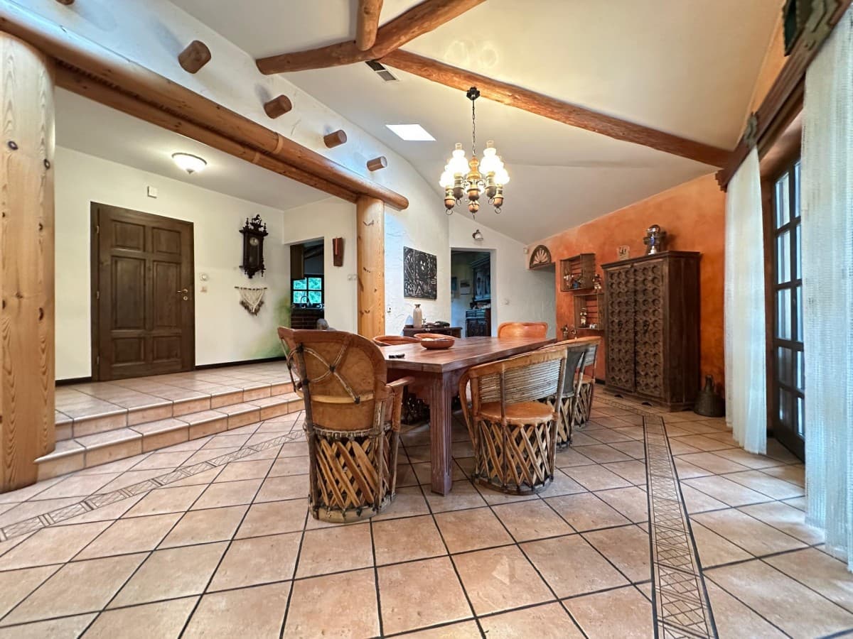 Unique Santa Fe style home in Falenica, Warsaw – 12