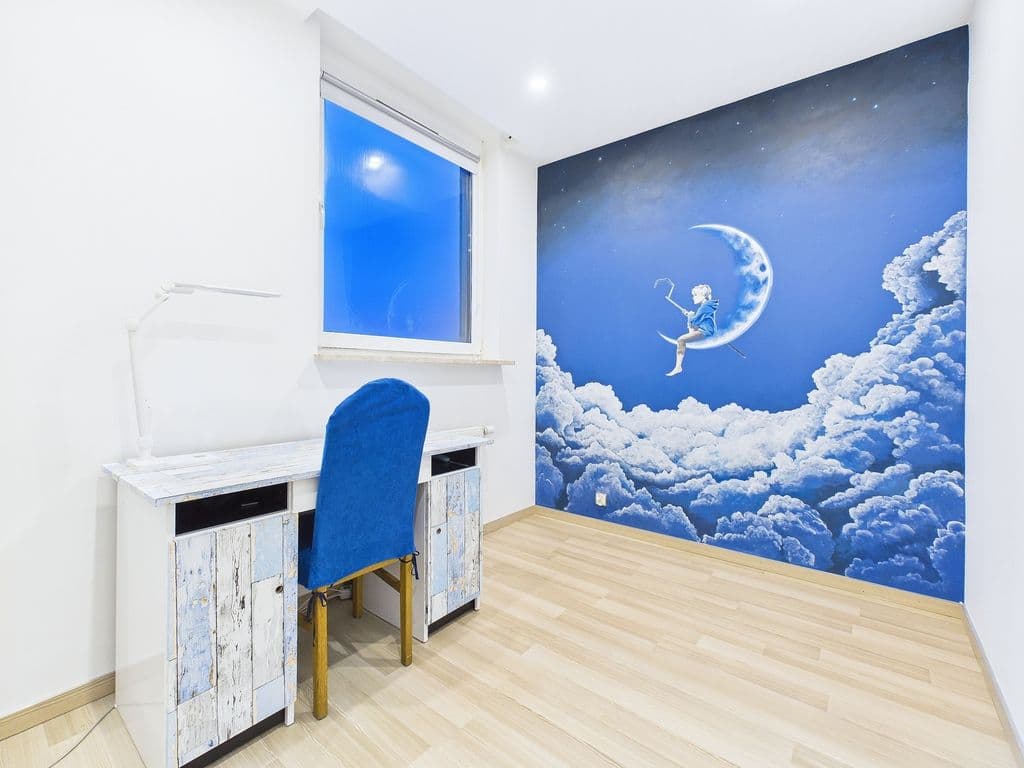 Spacious 4-room apartment with Smart Home features – 12