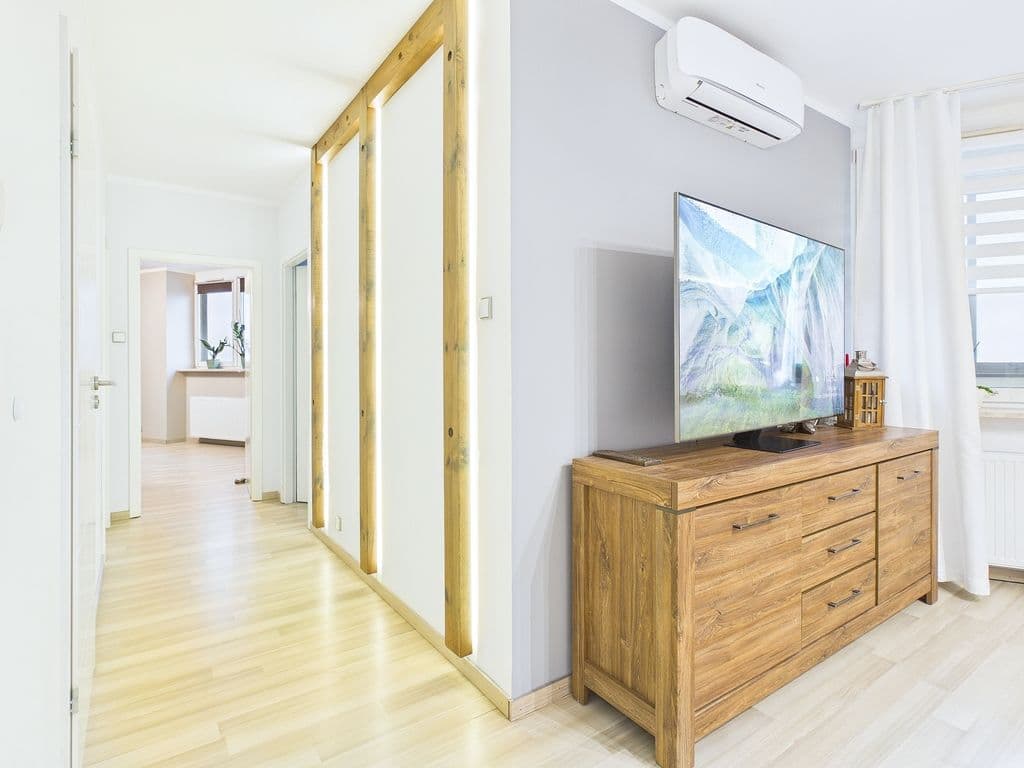 Spacious 4-room apartment with Smart Home features – 20