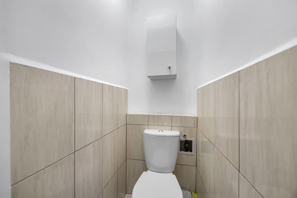 Four-room apartment with park view balcony – 15