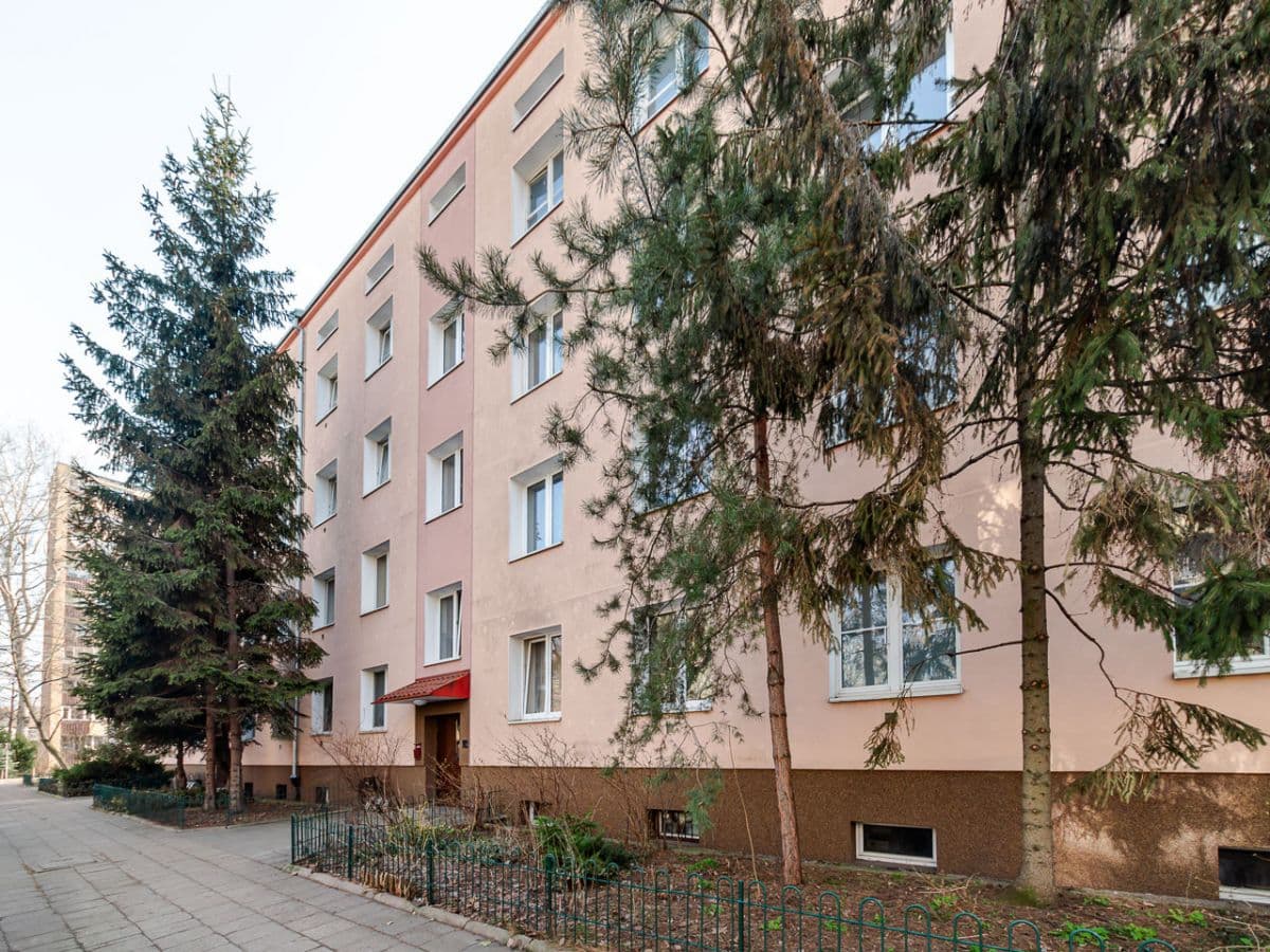 Ready-to-move 2-room apartment in a quiet street – 11