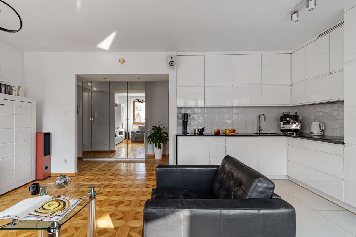 Bright and functional apartment on the first floor – 6