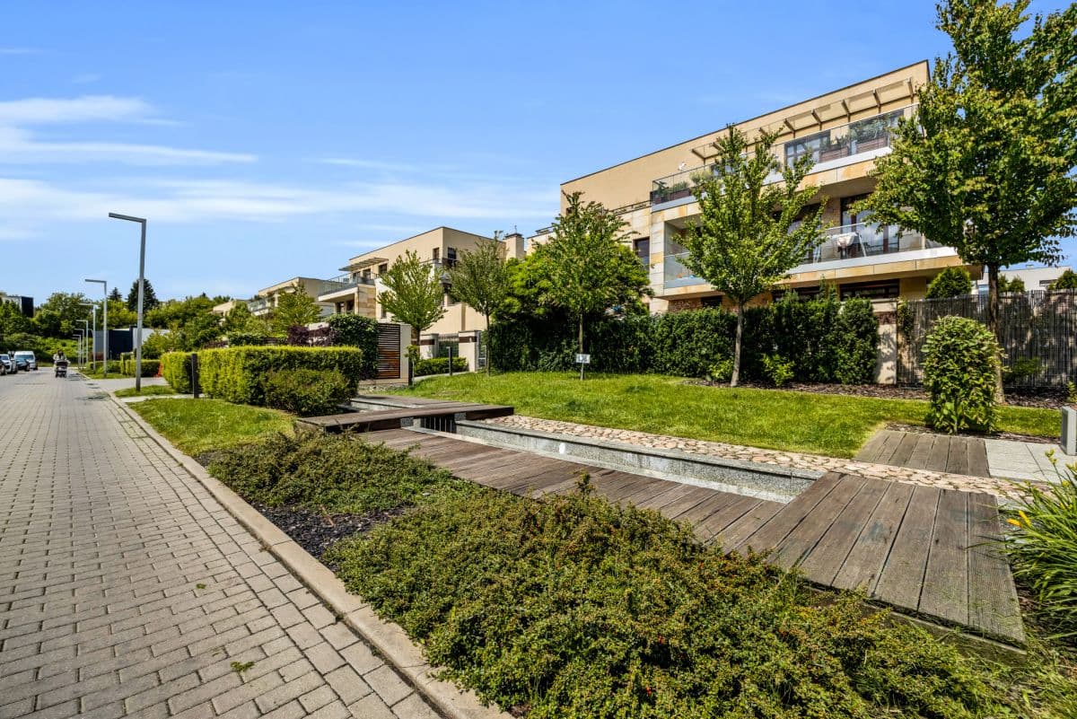 Luxury apartment in green Mokotów, ready to move in – 16