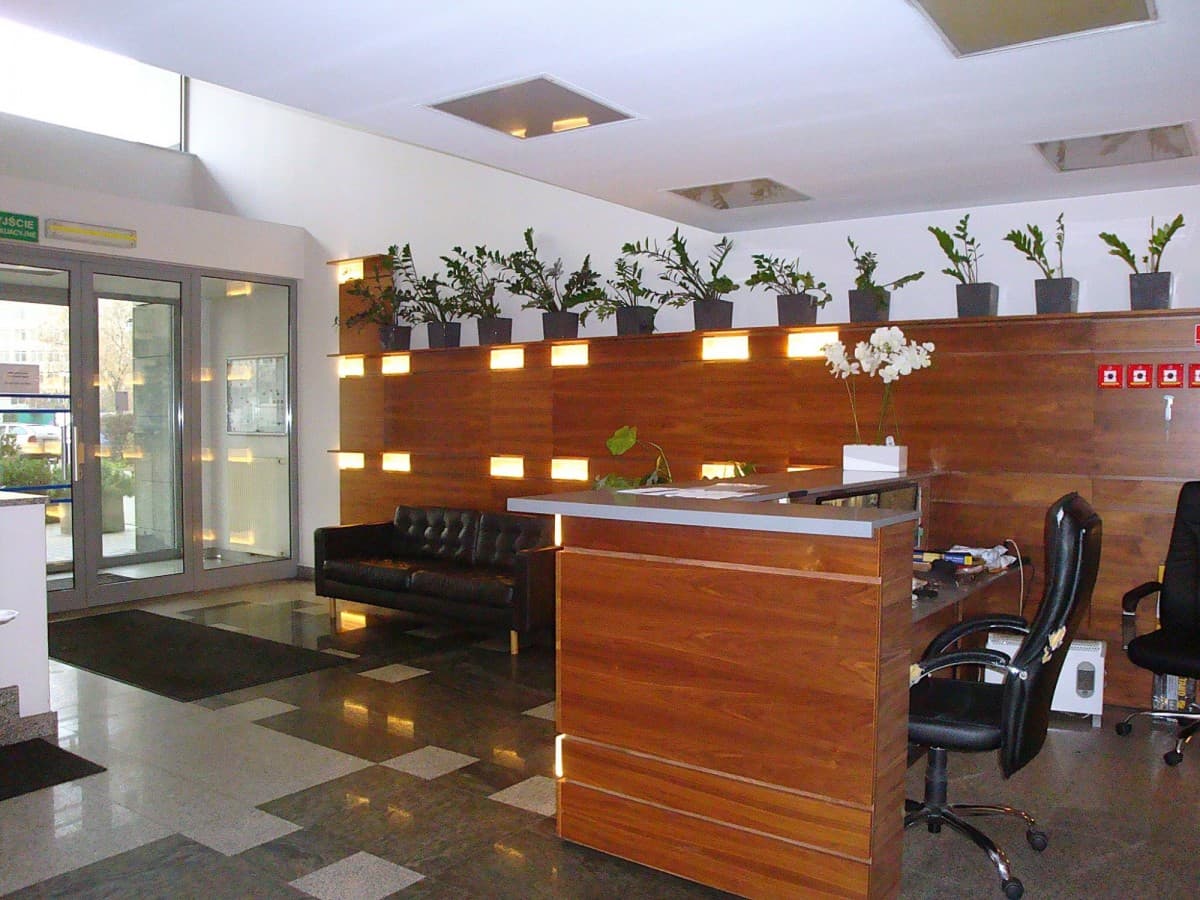 Office space in renovated building near public transport – 13