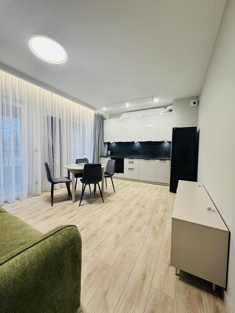 Quiet modern two-bedroom apartment in Mokotów – 2