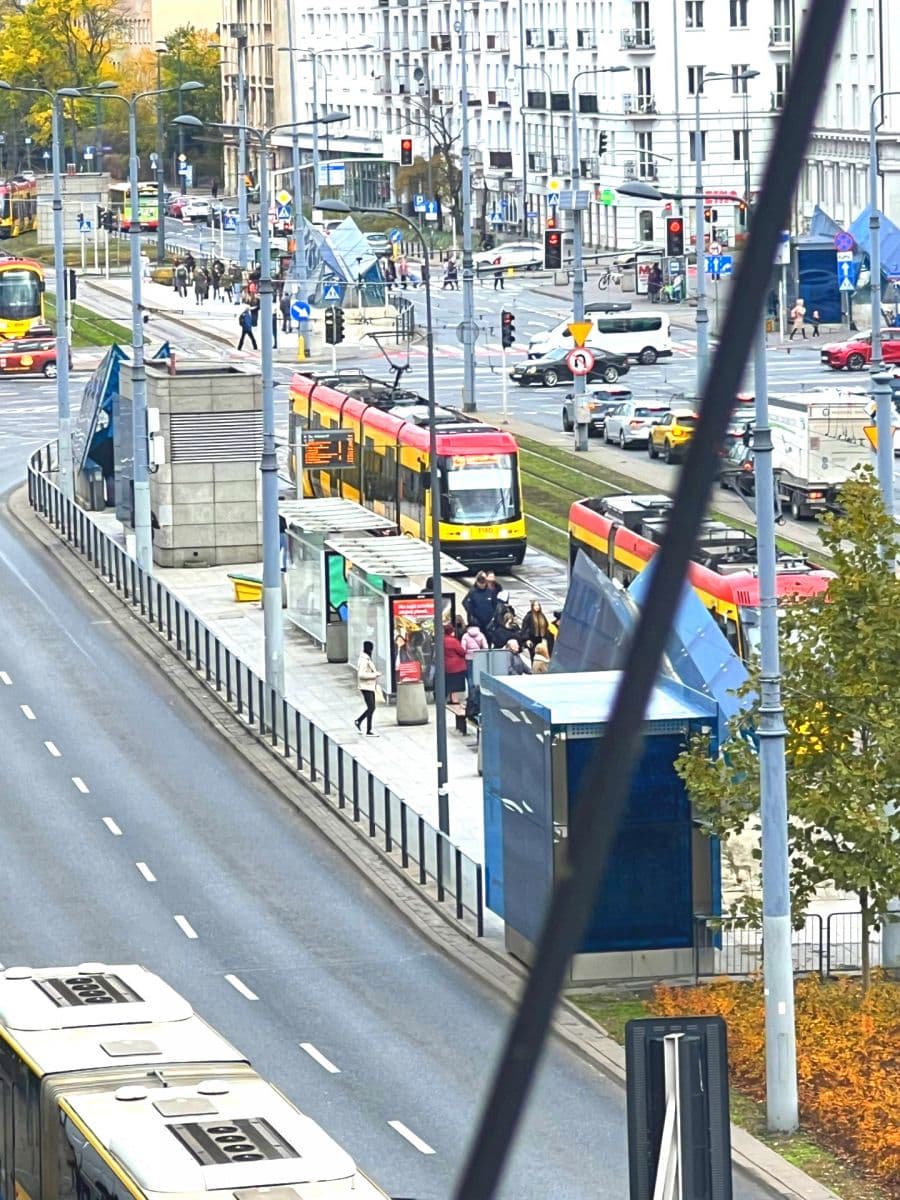 Historic apartment with modern amenities near metro – 14