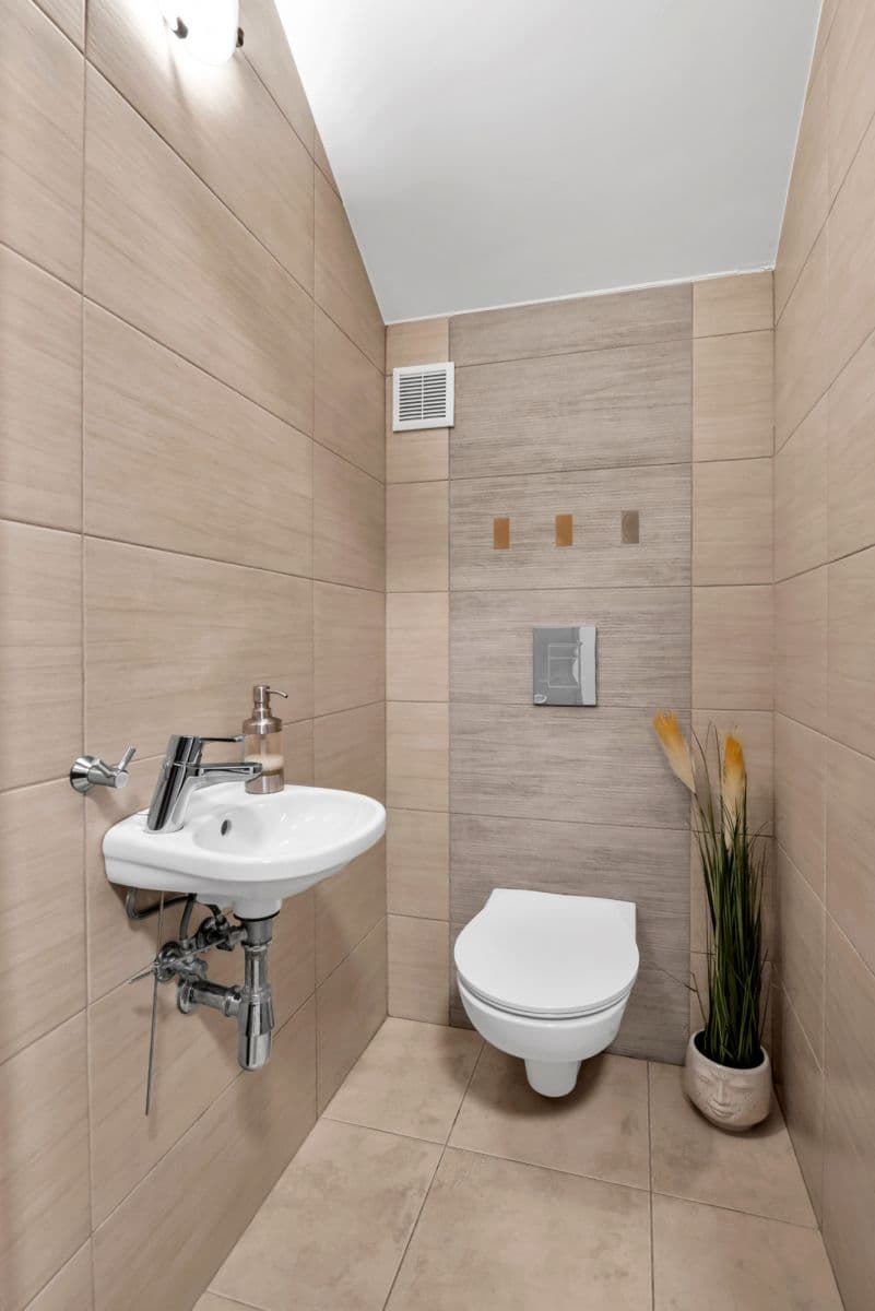 Charming twin-house in peaceful Wawer neighborhood – 9